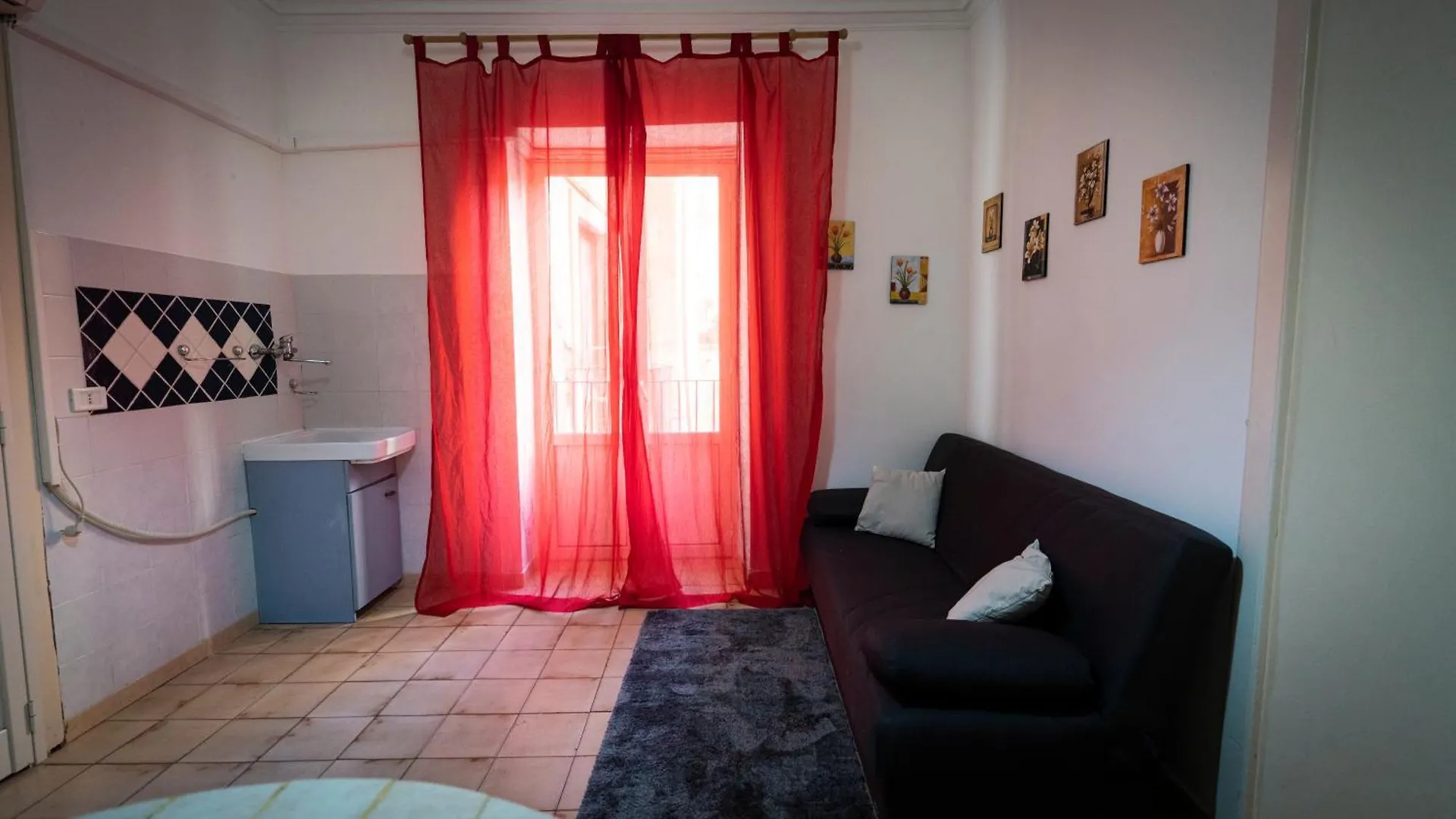Blue Catania Villa 0*,